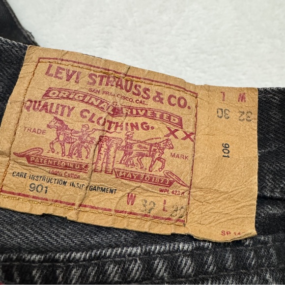 VINTAGE LEVI'S 901 France Made Mom Jeans High Waist tag 32x30 Measures 30x30 - Picture 5 of 12